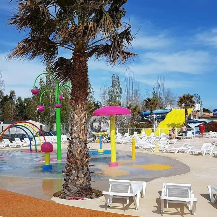 Mobilhome La Carabasse Camping *